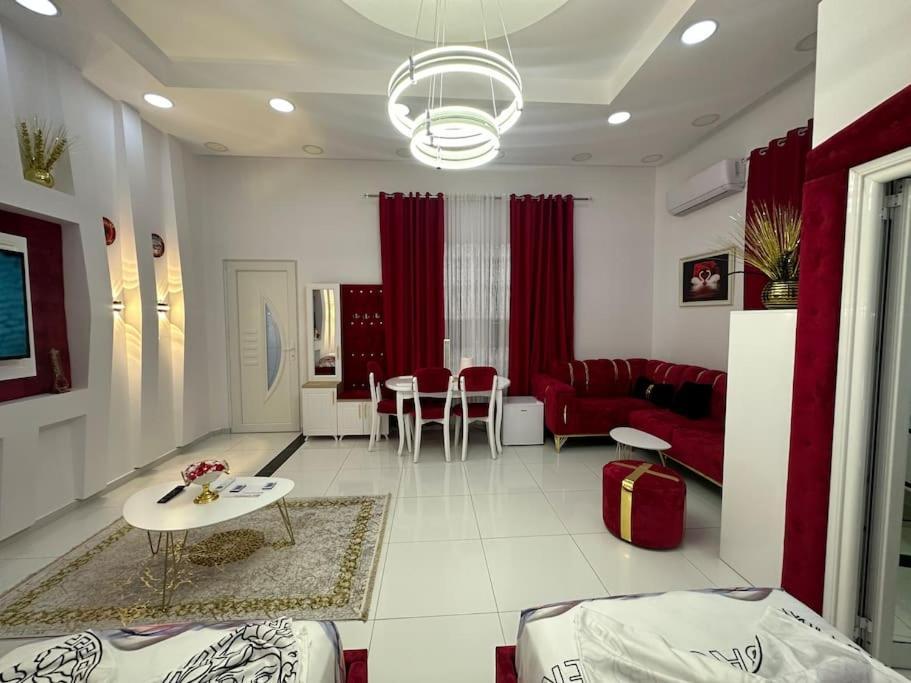 Studio Near Tirana Airport 2- Self Check-In Free Parking Apartman Valjiosi Kültér fotó